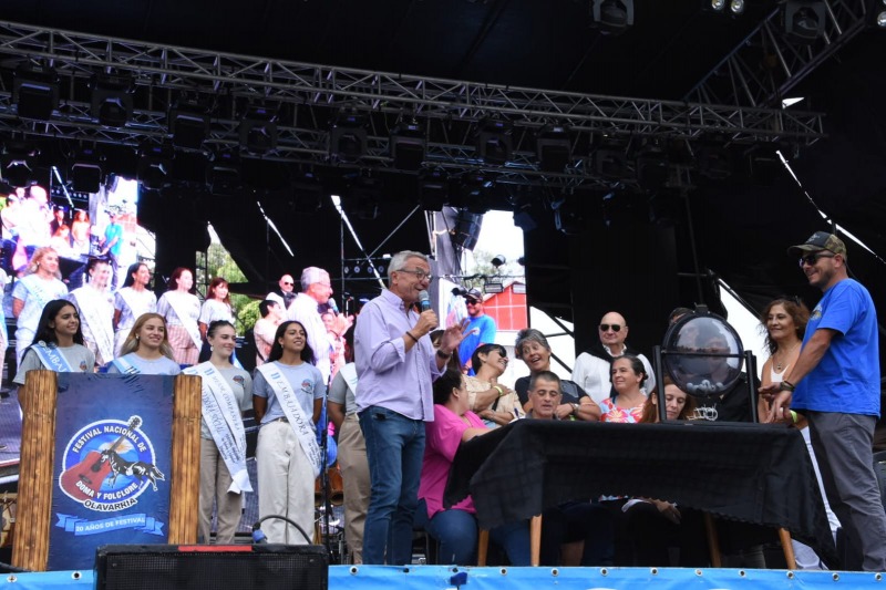 Un lamatritense gan la 0km del Festival de Doma y Folclore